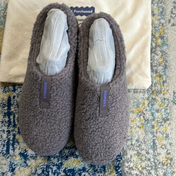 New Bombas women’s size 8 slippers - Picture 1 of 4